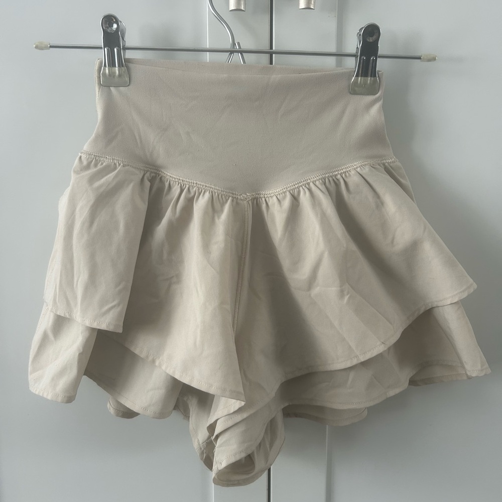 Aerie Cream  Shorts